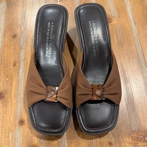 Donald J Pliner Wedge Slide Sandals Mesh Bow Logo Buckle Women's 11 Y2K Brown